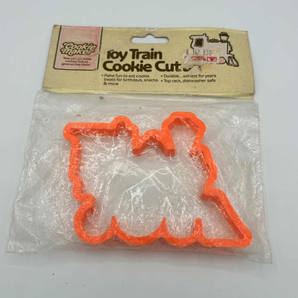Vintage 1984 Wilton Toy Train Cookie Cutter Orange Plastic Steam Engine USA New